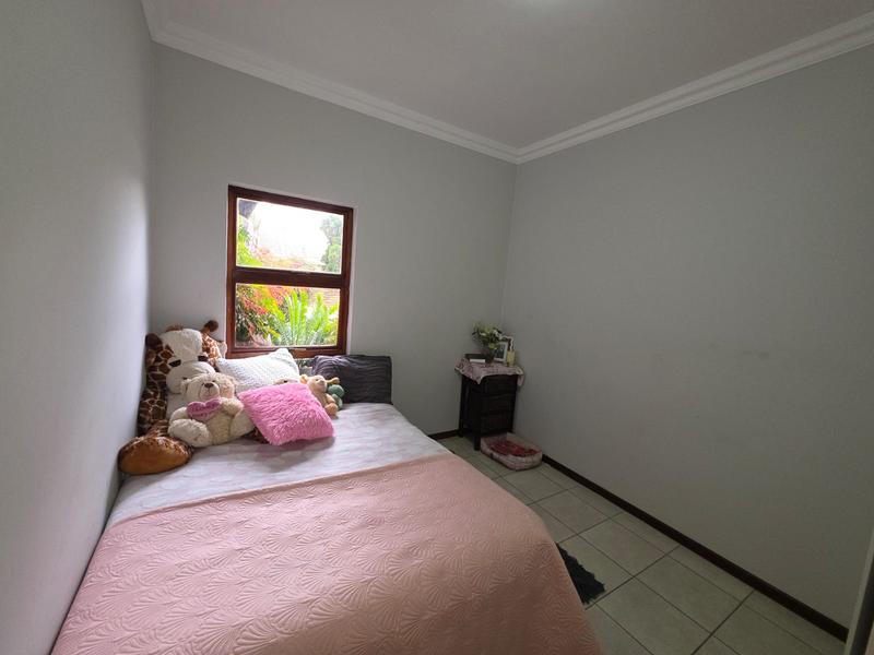 To Let 3 Bedroom Property for Rent in Blue Gill Estate Gauteng