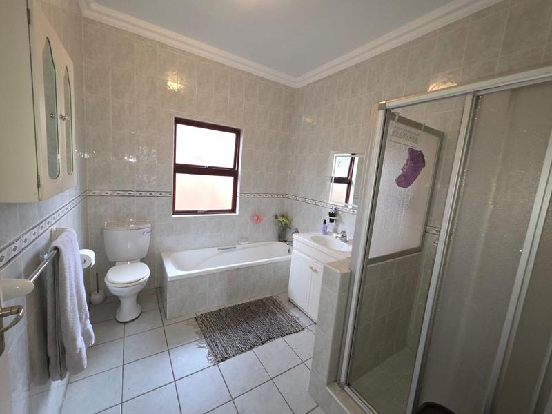 To Let 3 Bedroom Property for Rent in Blue Gill Estate Gauteng