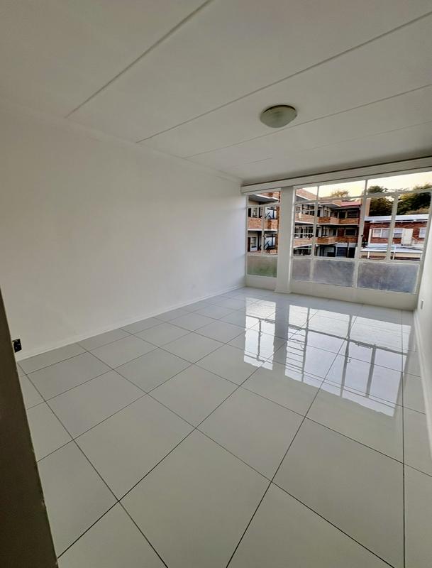 To Let 2 Bedroom Property for Rent in Sandringham Gauteng