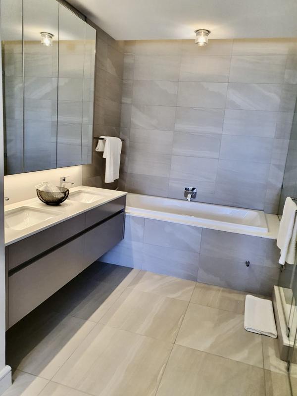 To Let 2 Bedroom Property for Rent in Houghton Estate Gauteng