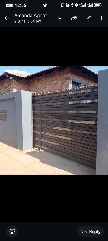 8 Bedroom Property for Sale in Natalspruit Gauteng