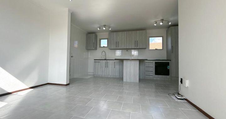 2 Bedroom Property for Sale in Glenanda Gauteng