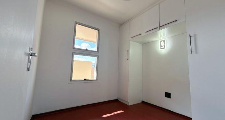 2 Bedroom Property for Sale in Glenanda Gauteng
