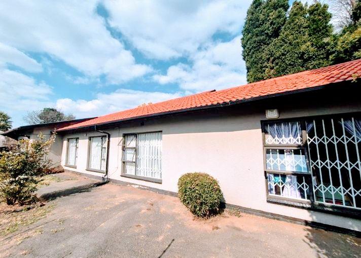 4 Bedroom Property for Sale in Ridgeway Gauteng