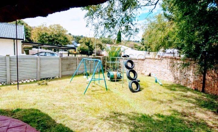 4 Bedroom Property for Sale in Ridgeway Gauteng