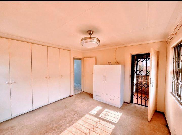 2 Bedroom Property for Sale in Ridgeway Gauteng