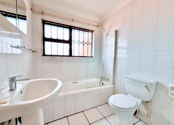 2 Bedroom Property for Sale in Ridgeway Gauteng