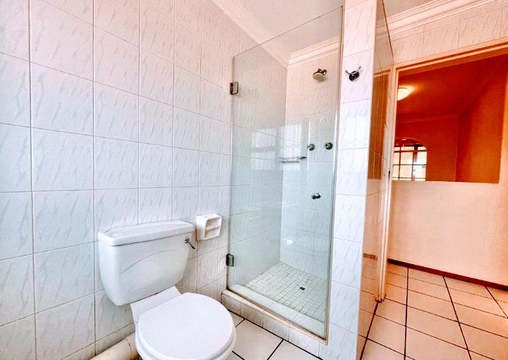 2 Bedroom Property for Sale in Ridgeway Gauteng