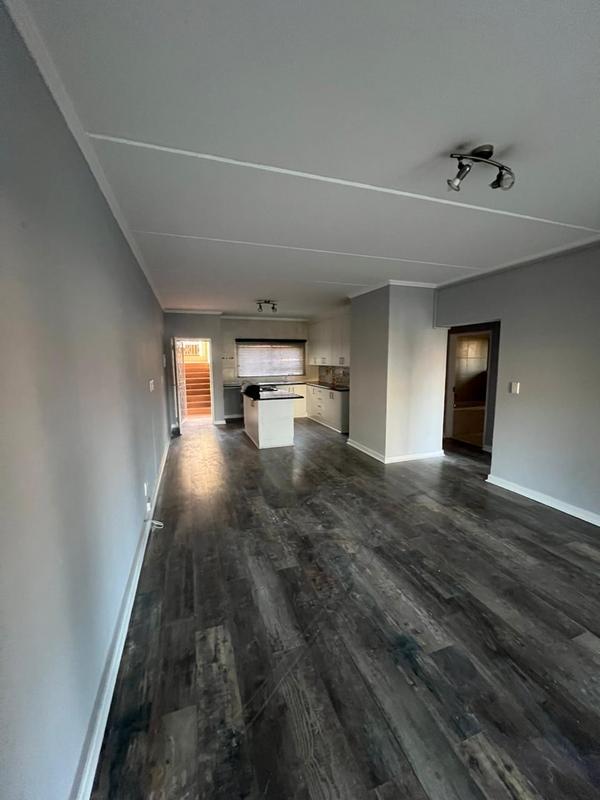 2 Bedroom Property for Sale in Sunninghill Gauteng