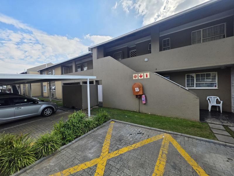 2 Bedroom Property for Sale in Verwoerdpark Gauteng