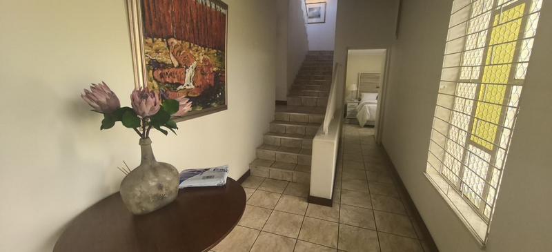 6 Bedroom Property for Sale in Florida Gauteng