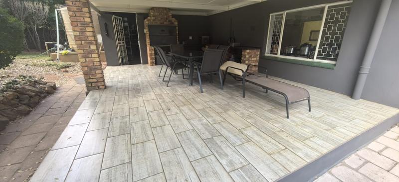 6 Bedroom Property for Sale in Florida Gauteng