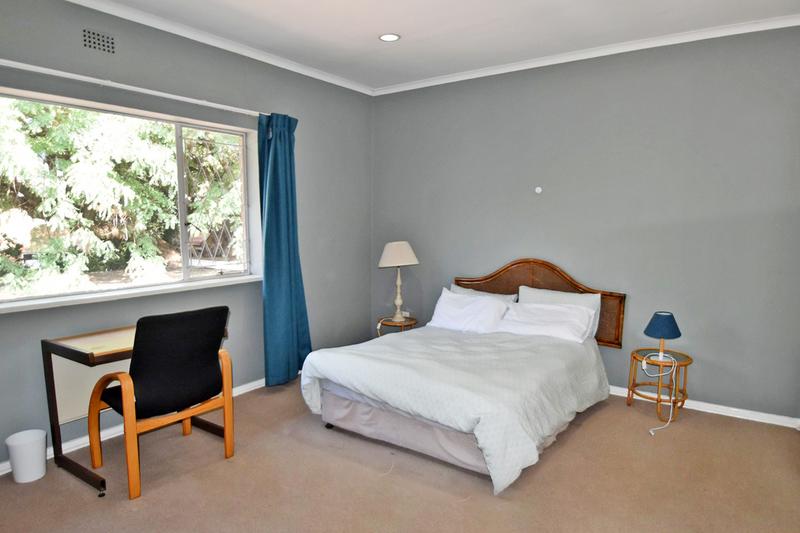To Let 3 Bedroom Property for Rent in Sandown Gauteng