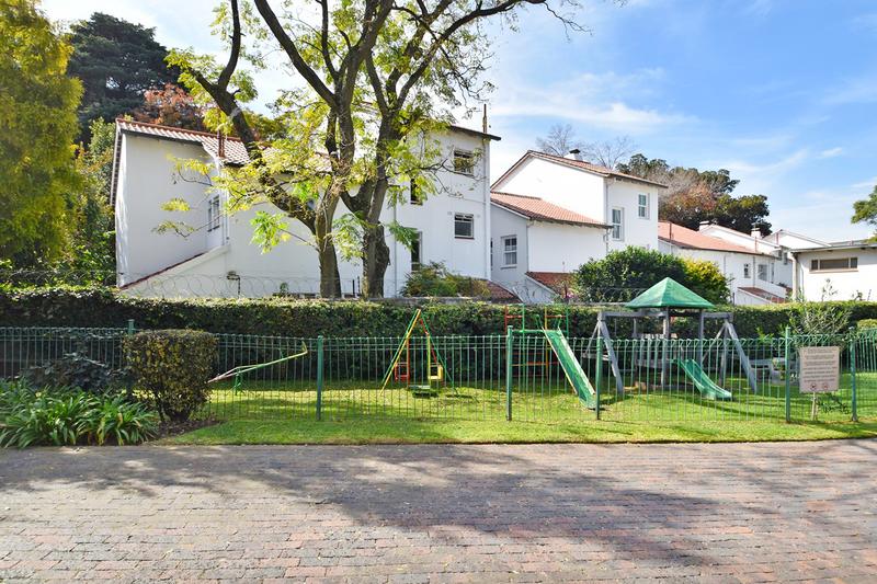 To Let 3 Bedroom Property for Rent in Sandown Gauteng