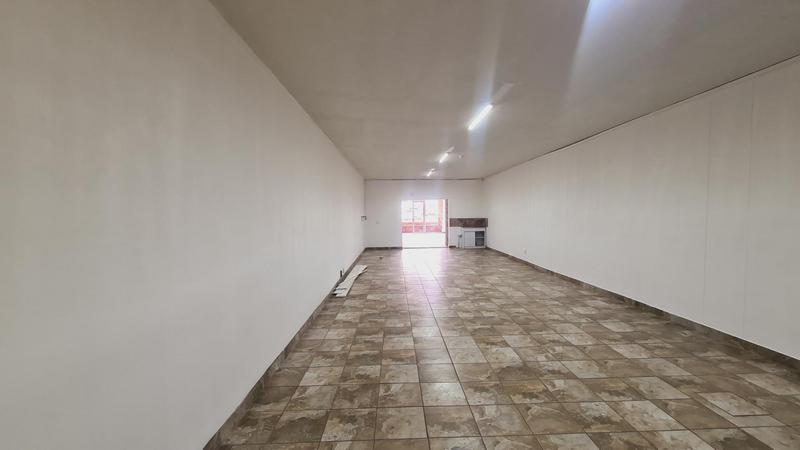 To Let Commercial Property for Rent in Lynnwood Ridge Gauteng