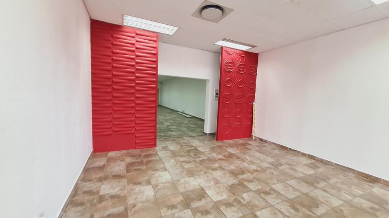 To Let Commercial Property for Rent in Lynnwood Ridge Gauteng