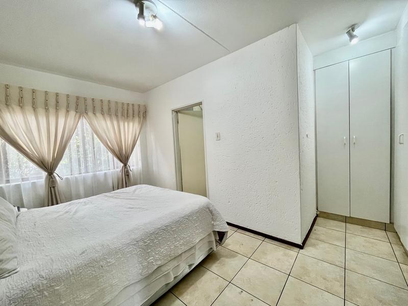 To Let 1 Bedroom Property for Rent in Morningside Gauteng