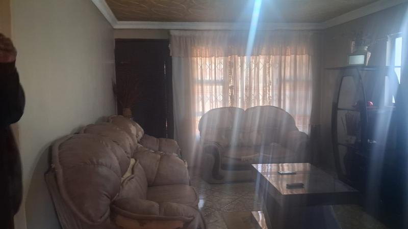 2 Bedroom Property for Sale in Katlehong South Gauteng