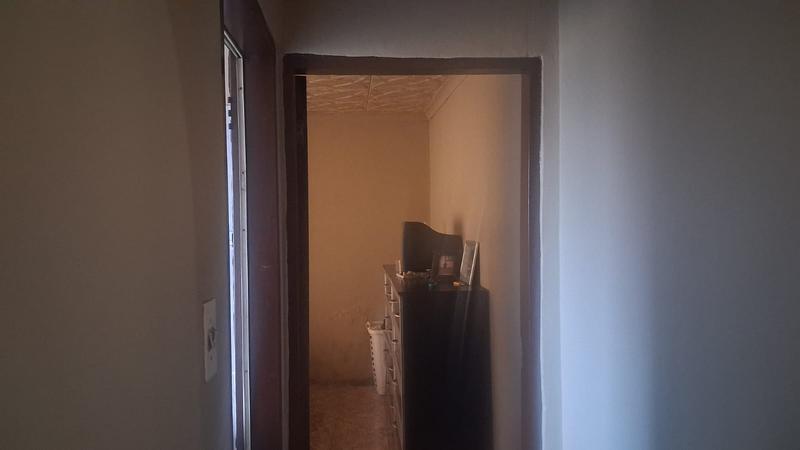 2 Bedroom Property for Sale in Katlehong South Gauteng