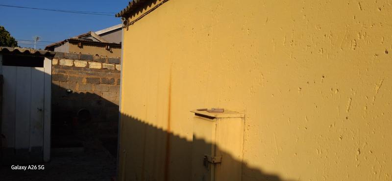 2 Bedroom Property for Sale in Pimville Gauteng