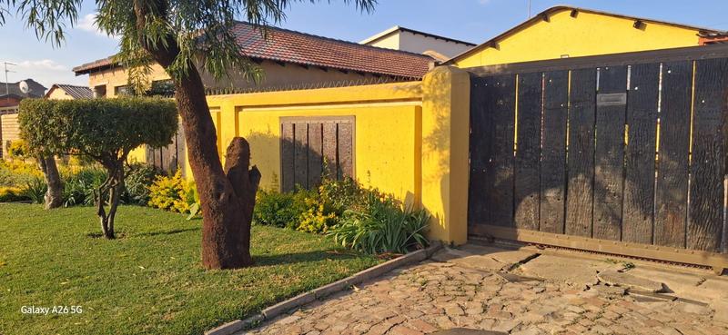 2 Bedroom Property for Sale in Pimville Gauteng