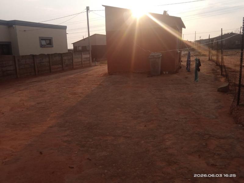 1 Bedroom Property for Sale in Duduza Gauteng