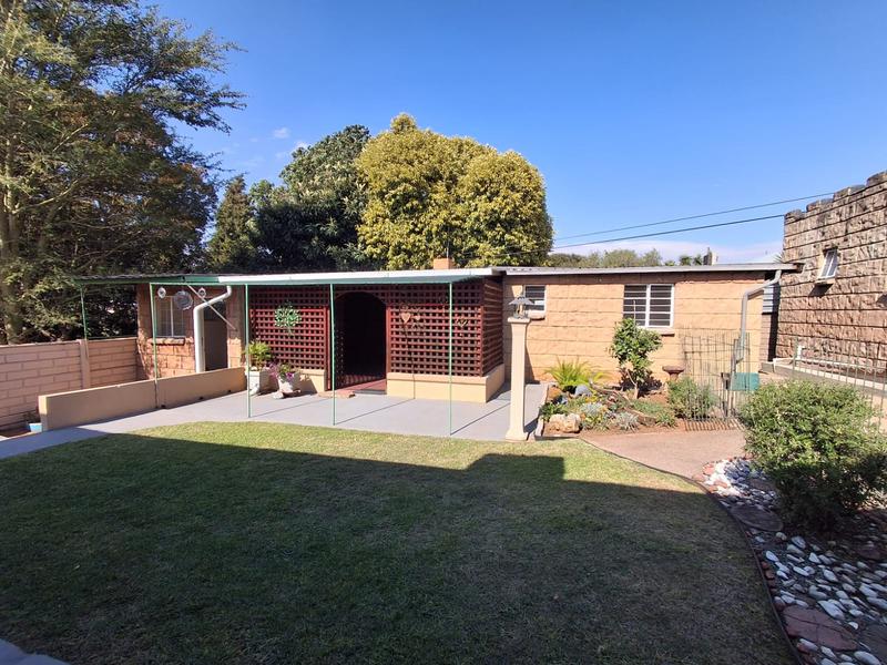 3 Bedroom Property for Sale in South Crest Gauteng