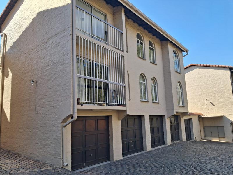 2 Bedroom Property for Sale in South Crest Gauteng