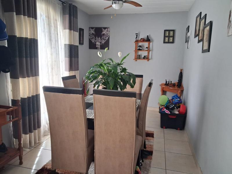 2 Bedroom Property for Sale in South Crest Gauteng