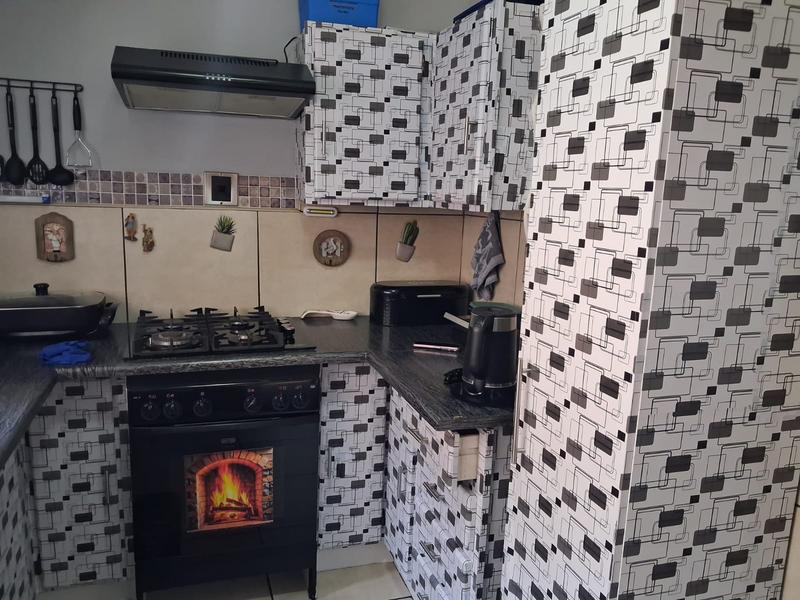2 Bedroom Property for Sale in South Crest Gauteng