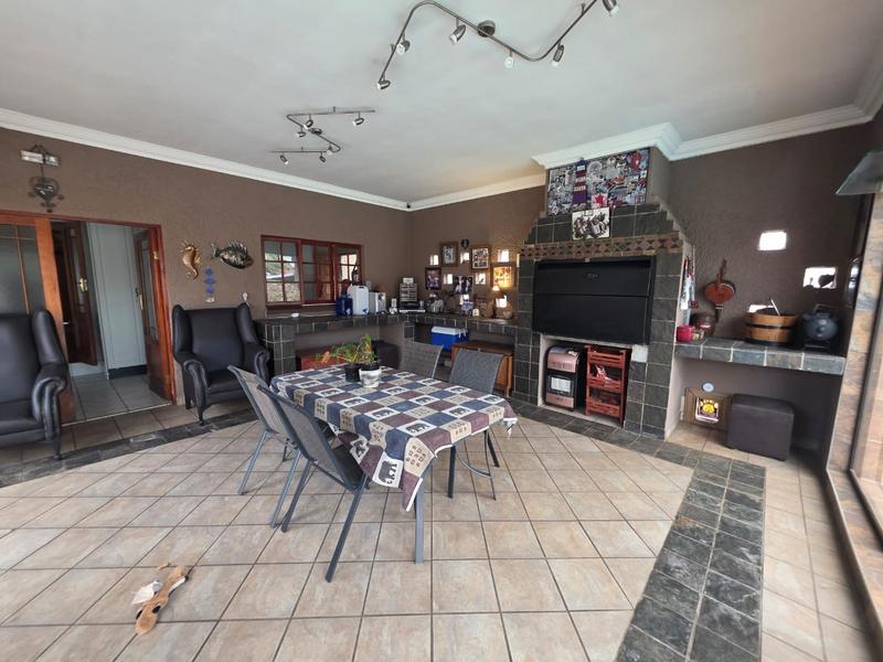 3 Bedroom Property for Sale in Birchleigh Gauteng