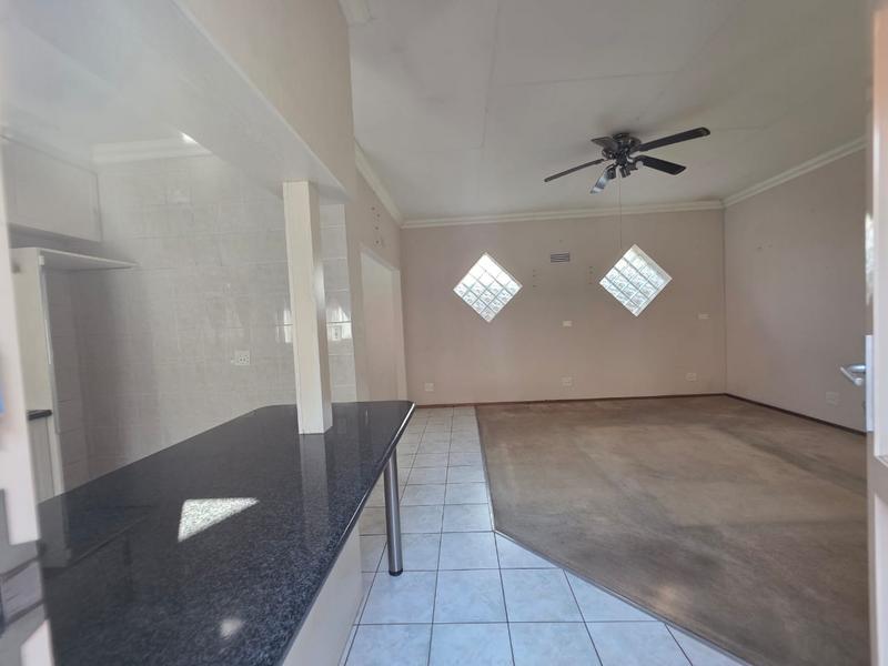 3 Bedroom Property for Sale in Birchleigh Gauteng