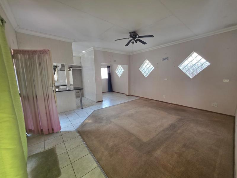 3 Bedroom Property for Sale in Birchleigh Gauteng
