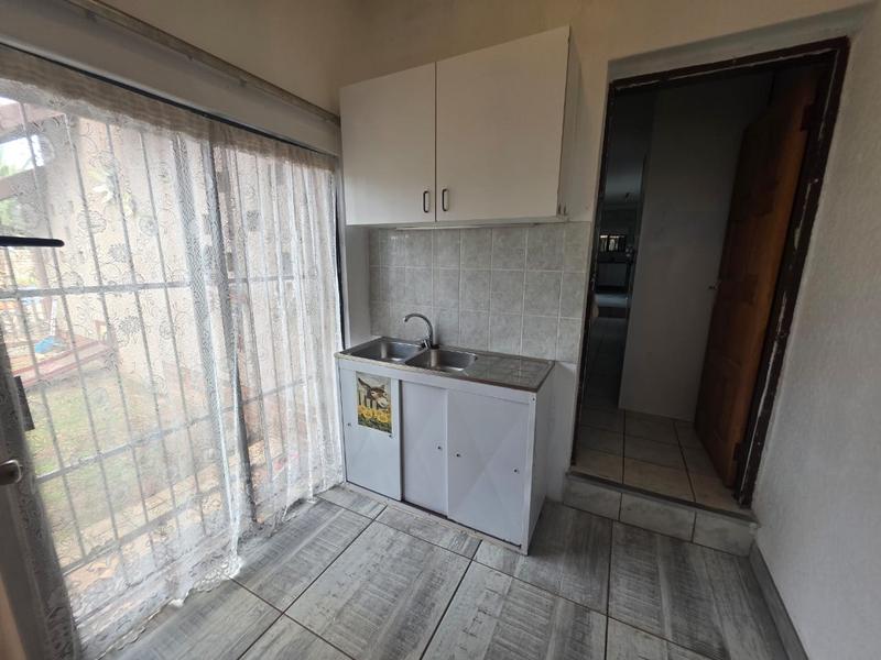 3 Bedroom Property for Sale in Birchleigh Gauteng