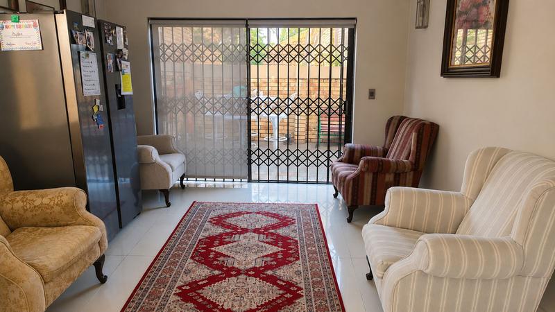 To Let 3 Bedroom Property for Rent in Beverley Gauteng