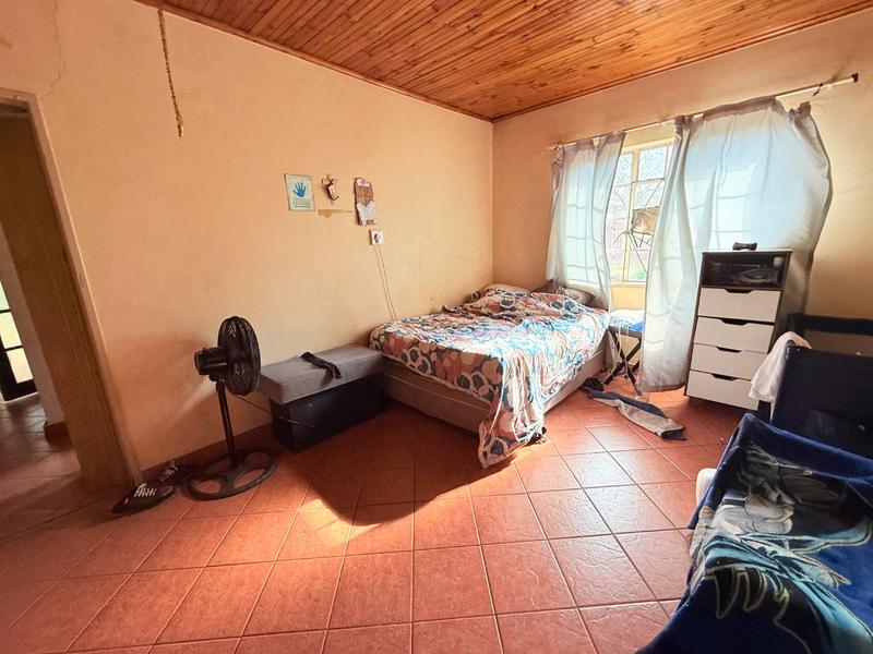 2 Bedroom Property for Sale in Vanderbijlpark CW 5 Gauteng