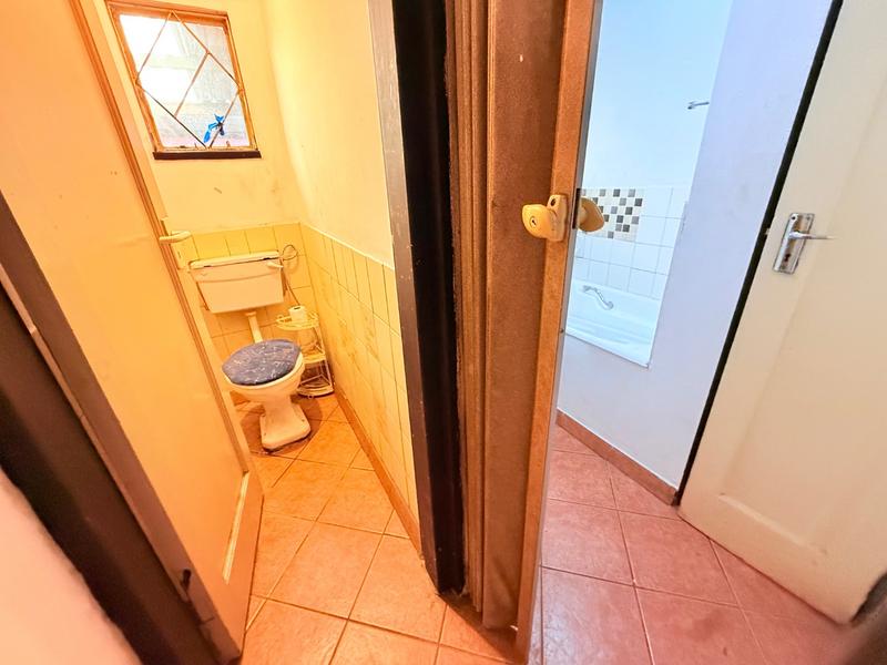 2 Bedroom Property for Sale in Vanderbijlpark CW 5 Gauteng