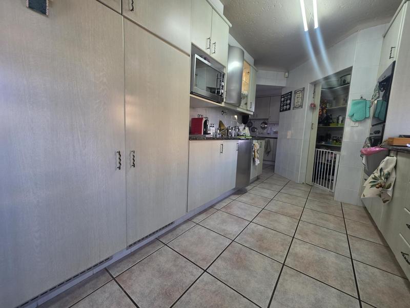 5 Bedroom Property for Sale in Meyersdal Gauteng