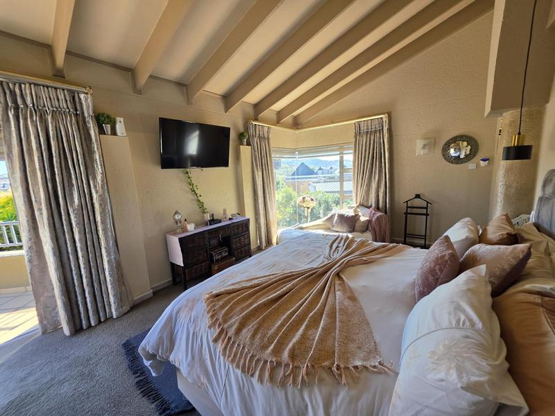 5 Bedroom Property for Sale in Meyersdal Gauteng