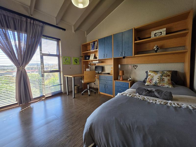 5 Bedroom Property for Sale in Meyersdal Gauteng