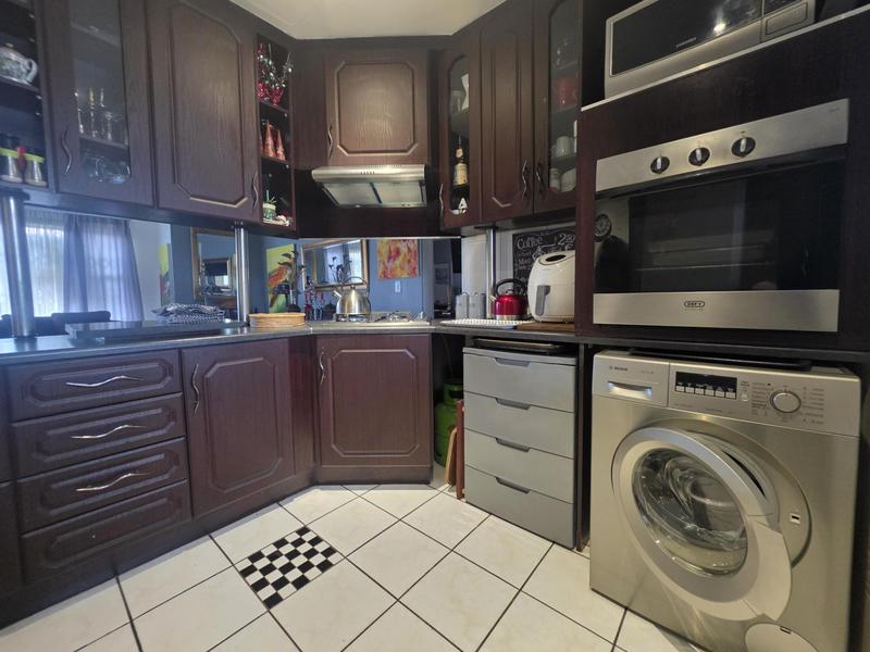 3 Bedroom Property for Sale in New Redruth Gauteng