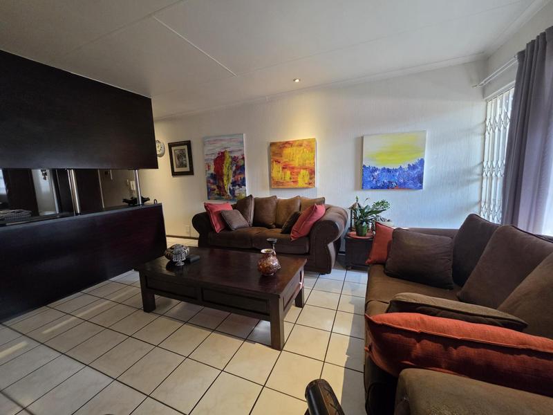 3 Bedroom Property for Sale in New Redruth Gauteng