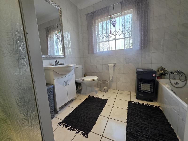 3 Bedroom Property for Sale in New Redruth Gauteng