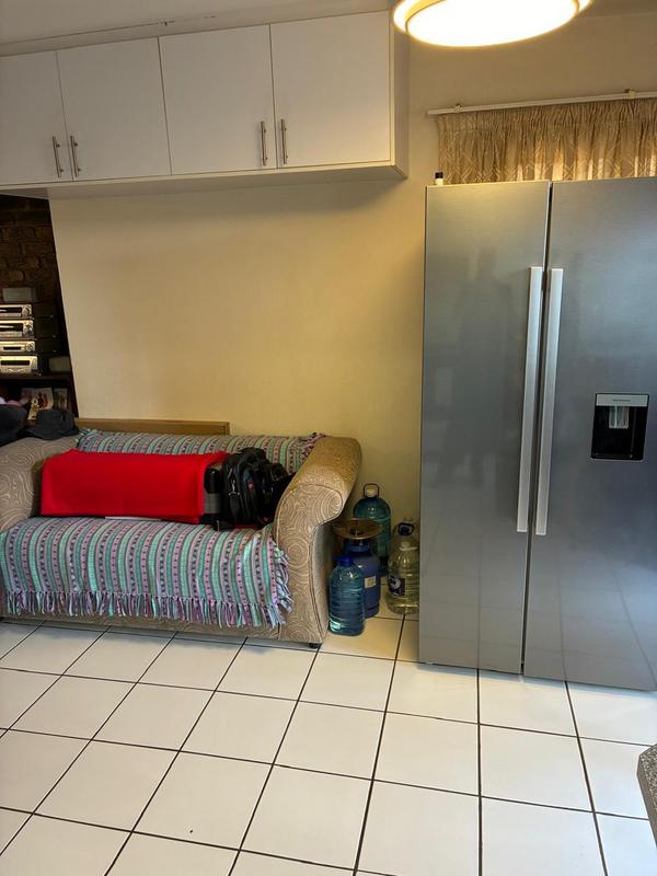 2 Bedroom Property for Sale in Ridgeway Gauteng