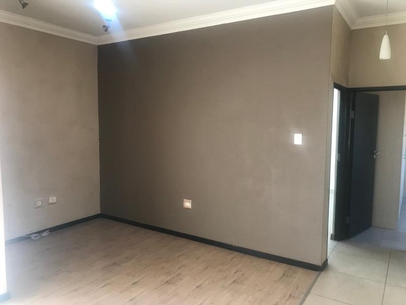 2 Bedroom Property for Sale in Vanderbijlpark SE 4 Gauteng