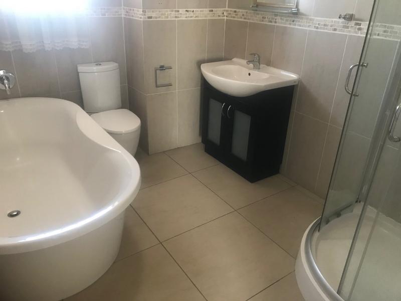 2 Bedroom Property for Sale in Vanderbijlpark SE 4 Gauteng
