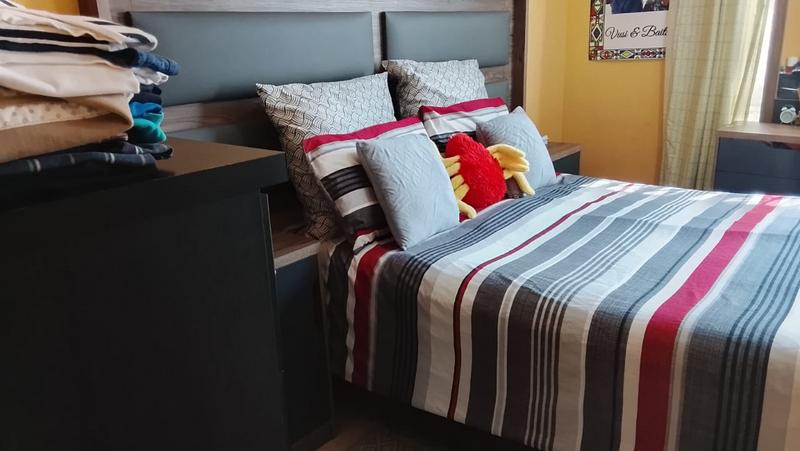 2 Bedroom Property for Sale in Robinpark Gauteng