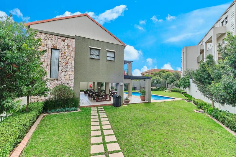 2 Bedroom Property for Sale in Sunninghill Gauteng