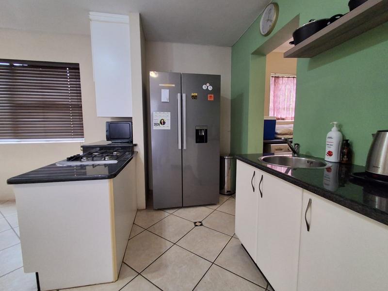 To Let 3 Bedroom Property for Rent in Faerie Glen Gauteng