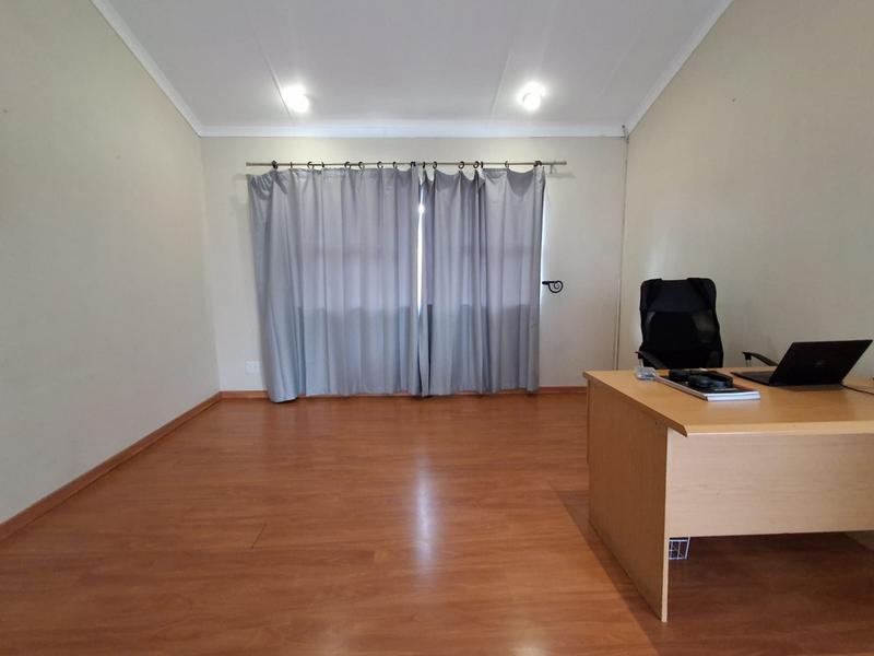 To Let 3 Bedroom Property for Rent in Faerie Glen Gauteng